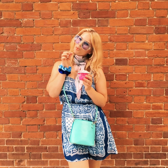 Meet your Posher, Rose - Picture 1 of 1